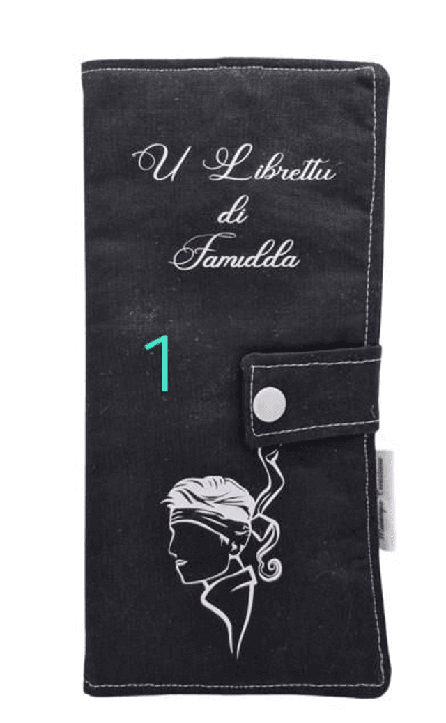 Protège livret de famille en Corse -&quot; U librettu di famiglia&quot; ou &quot;U librettu di famidda&quot;